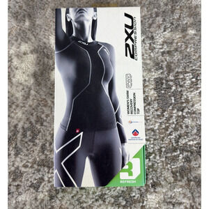 2XU Refresh Women Sz XS Swim Recovery Compression Top Black Long Sleev Activewea